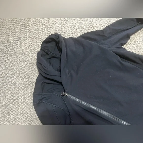 Lululemon | Bhakti Yoga Jacket - Picture 11 of 15